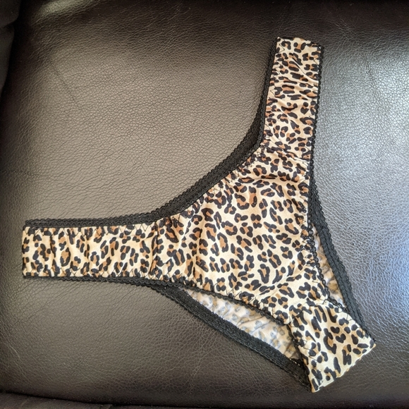 5 for $25! Sexy Cheetah Leopard Thong Panties XS/S - Picture 1 of 5